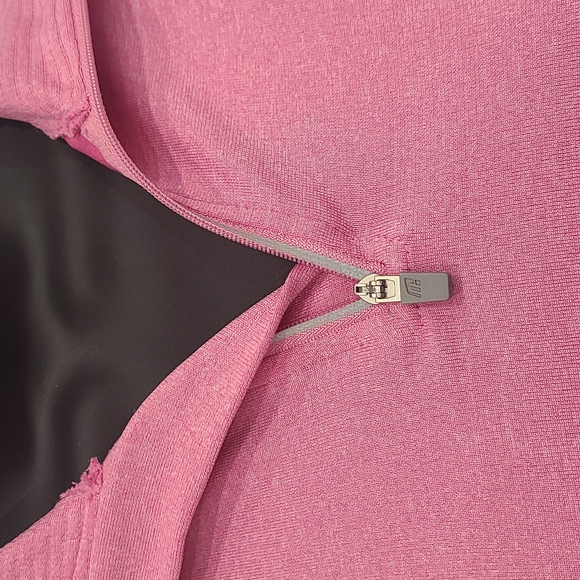 EUC long sleeve workout top - Picture 2 of 6